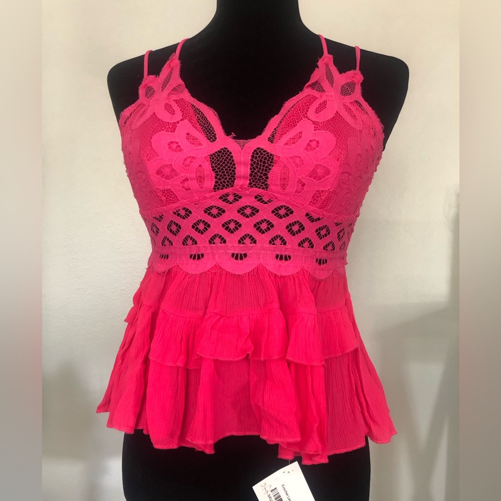 🌺Zenana Ruffle Lace Top🌺 - Picture 2 of 4
